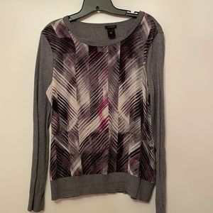 Ann Taylor Gray Sweater with gray, white, black, and pink pattern size M